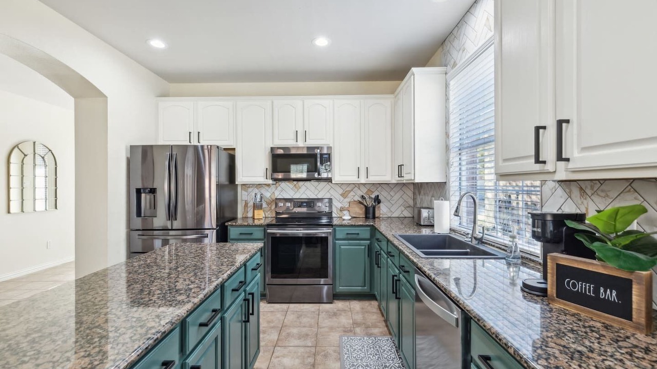 Photo of Kitchen in Lantana