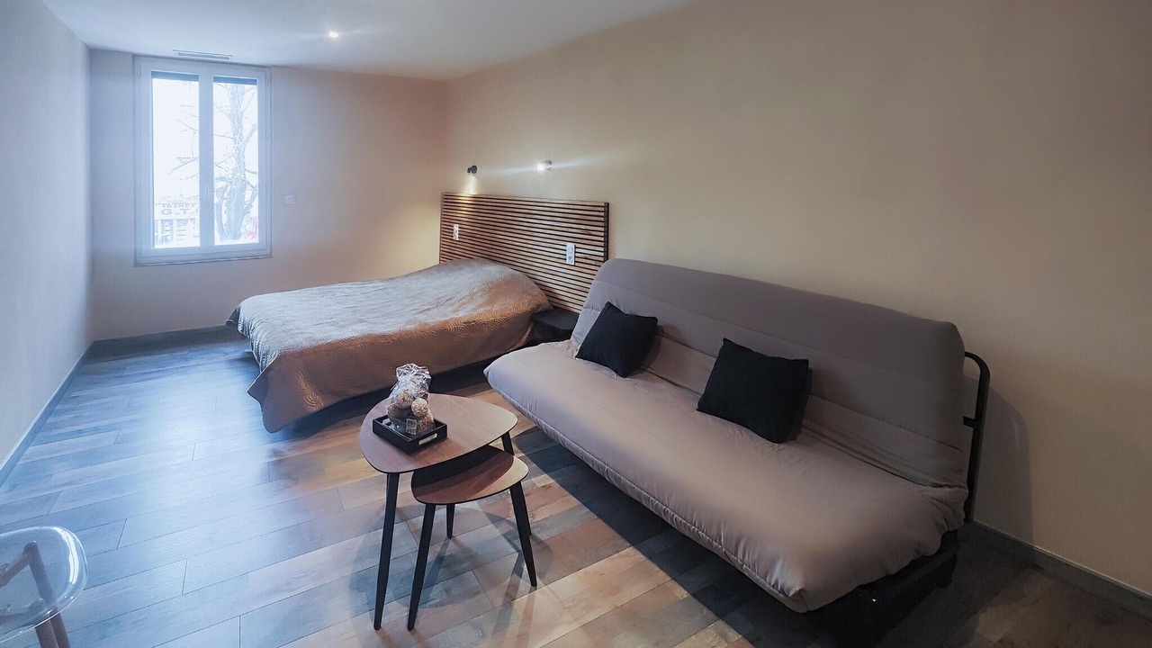 Photo of Bedroom in Saint-Chinian