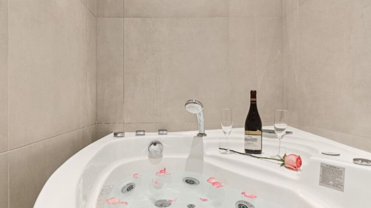 Photo of Bathroom in Ternes