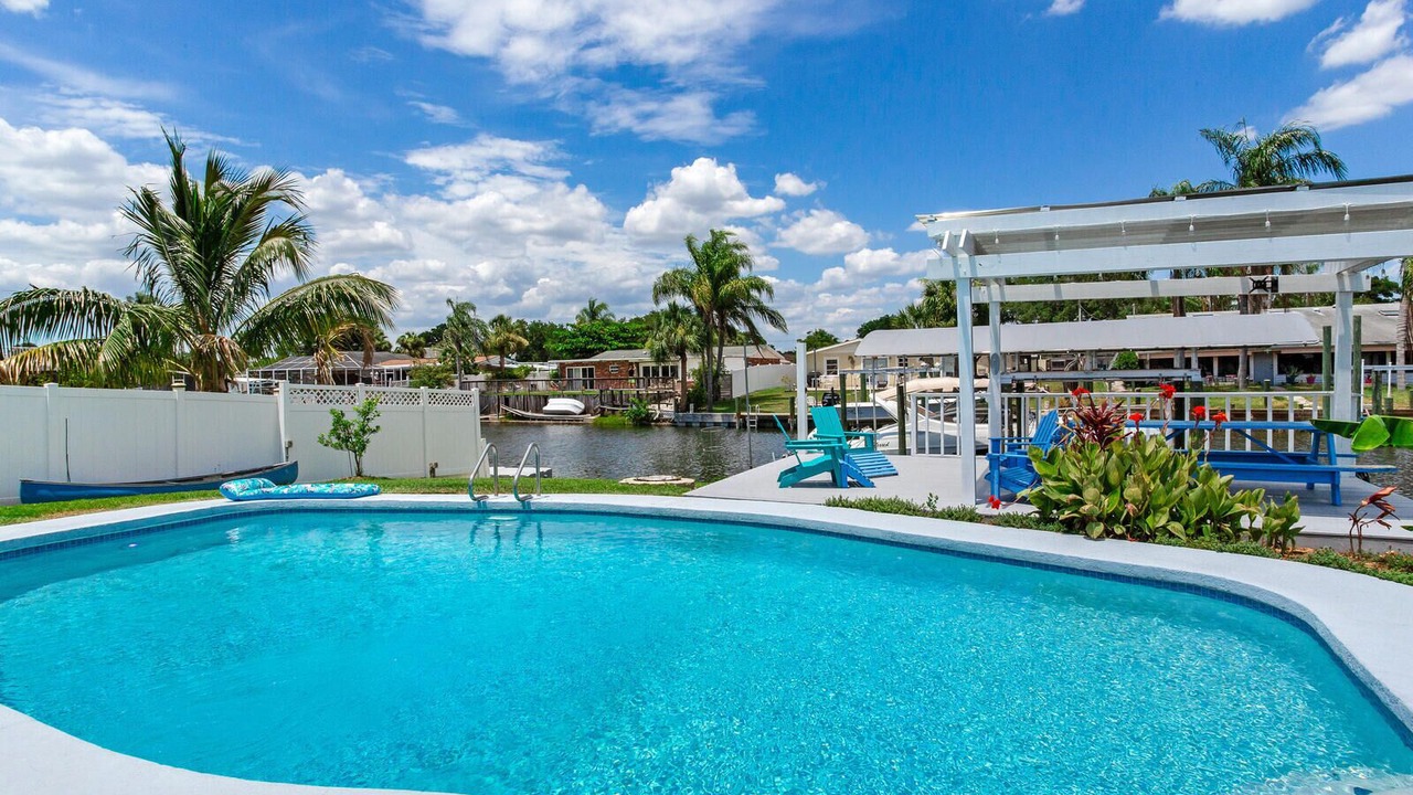 Photo of Outdoor in Tampa Shores
