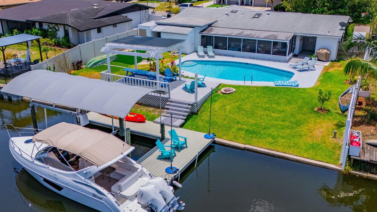 Photo of Outdoor in Tampa Shores