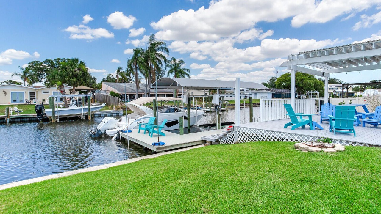 Photo of Outdoor in Tampa Shores