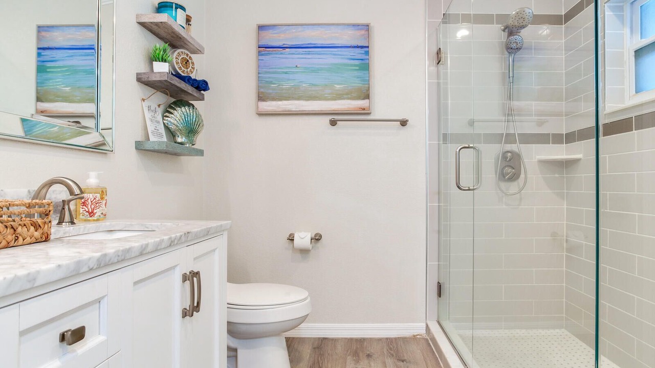 Photo of Bathroom in Tampa Shores