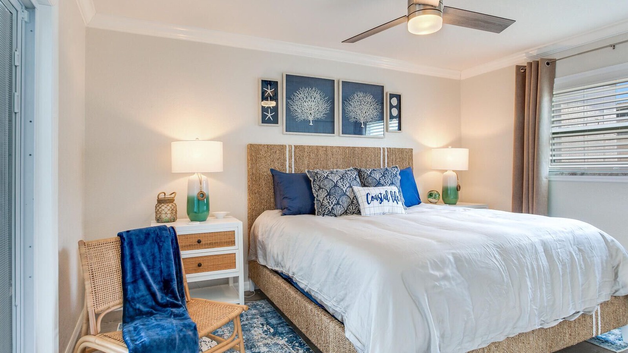 Photo of Bedroom in Tampa Shores