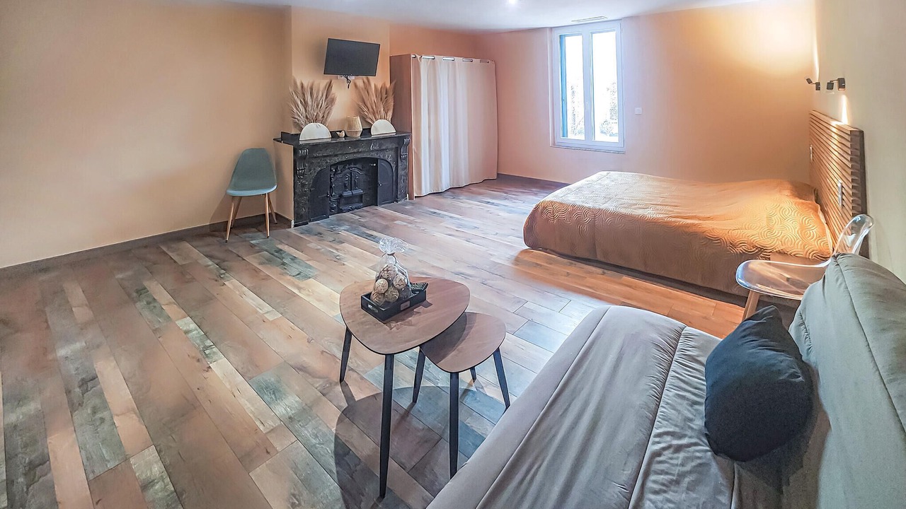 Photo of Bedroom in Saint-Chinian