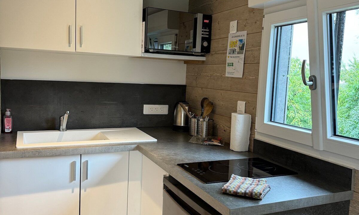 Photo of Kitchen in Les Attaques