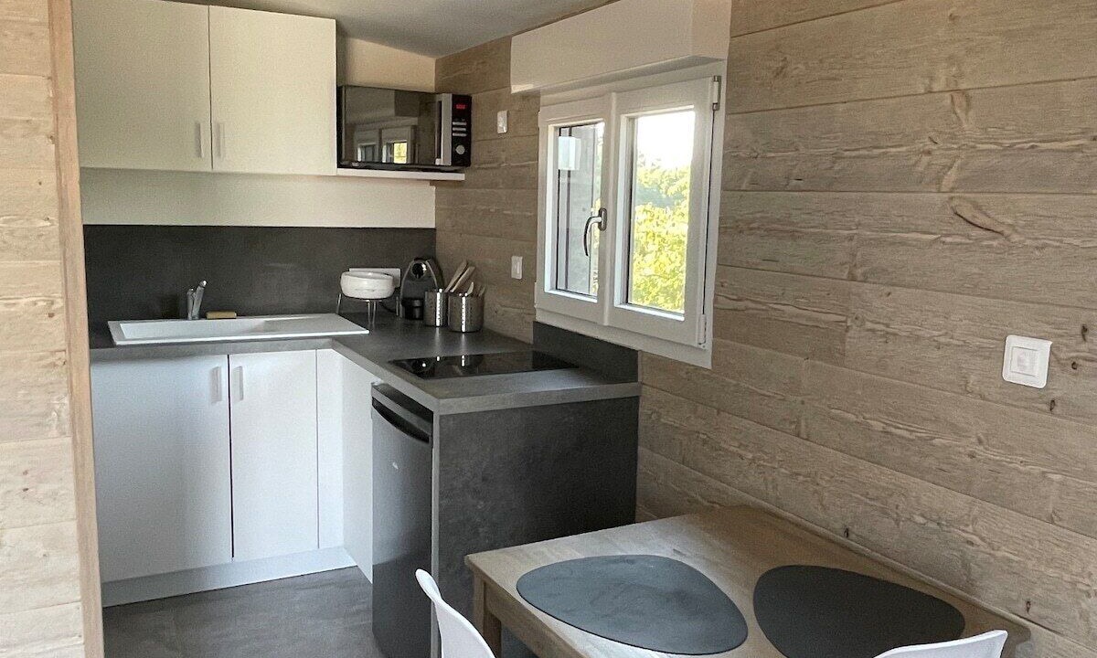 Photo of Kitchen in Les Attaques