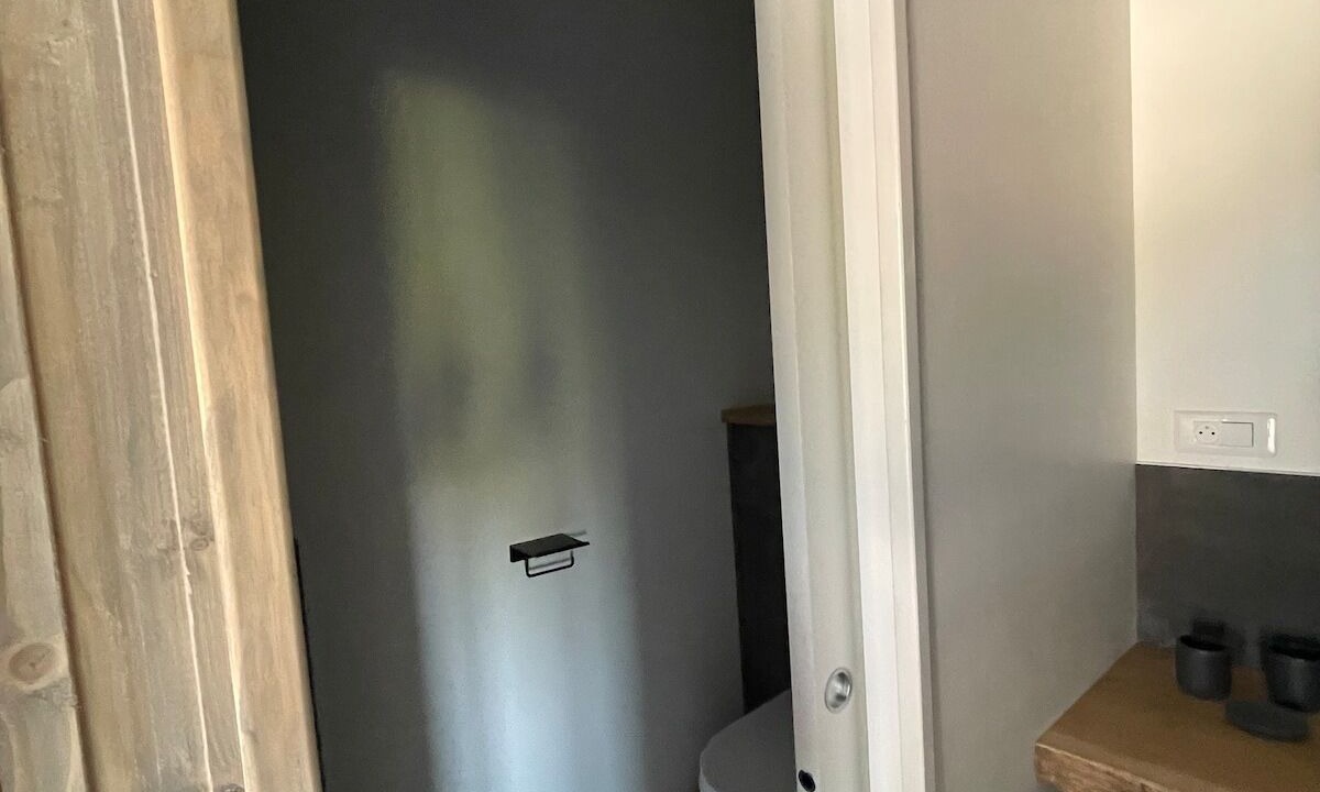 Photo of Bathroom in Les Attaques