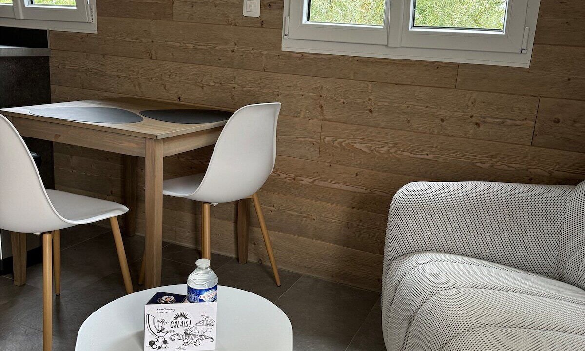 Photo of Others in Les Attaques