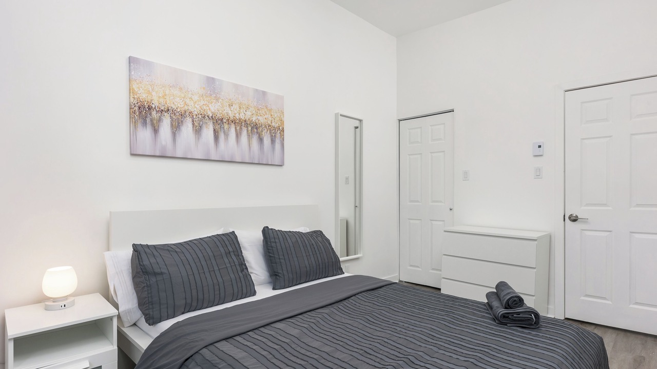 Photo of Bedroom in Plateau Mont Royal