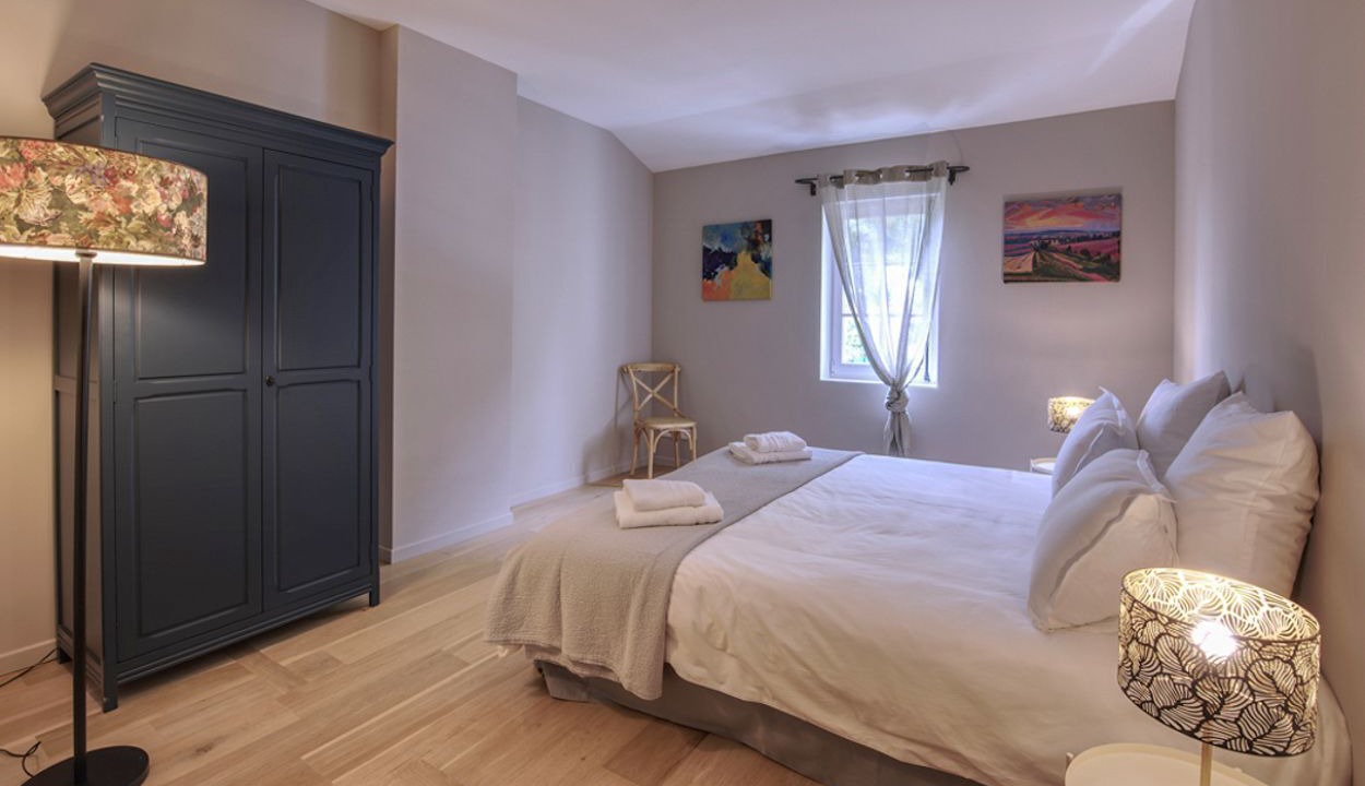 Photo of Bedroom in Saint-Etienne-du-Gres