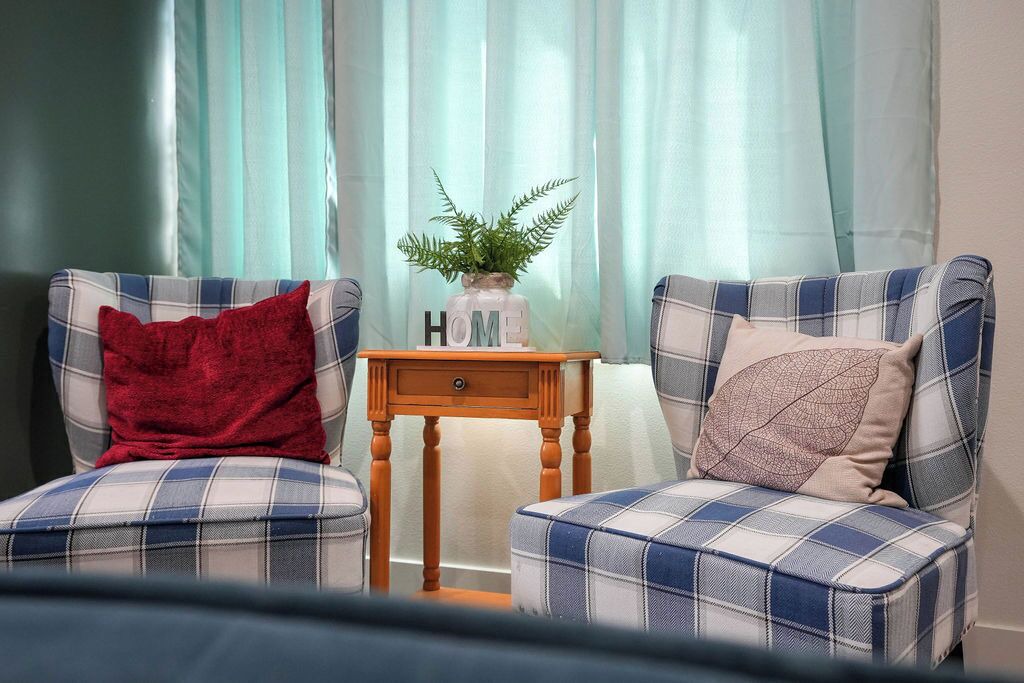 Photo of Others in Creswell