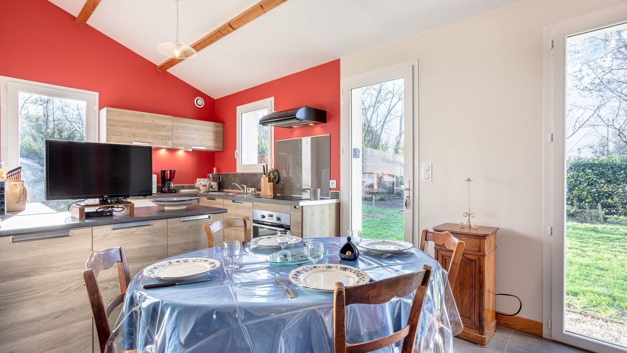 Photo of Kitchen in Saint-Georges-de-Pointindoux