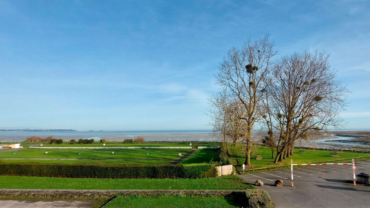 Photo of Bedroom in Saint-Benoit-des-Ondes