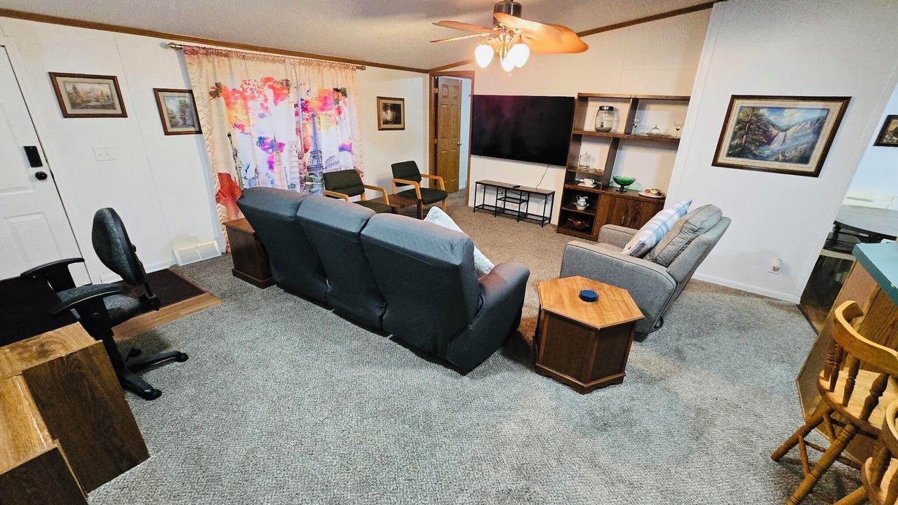 Photo of Livingroom in Bryan