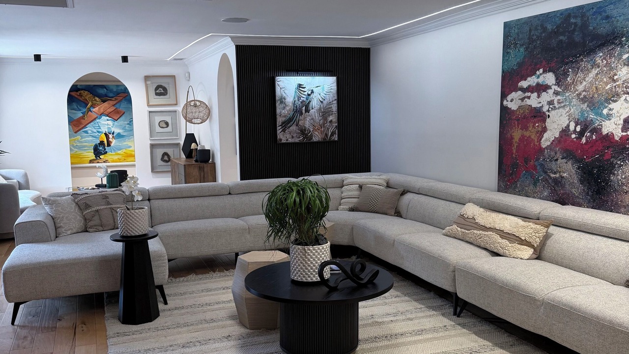 Photo of Livingroom in Sunrise