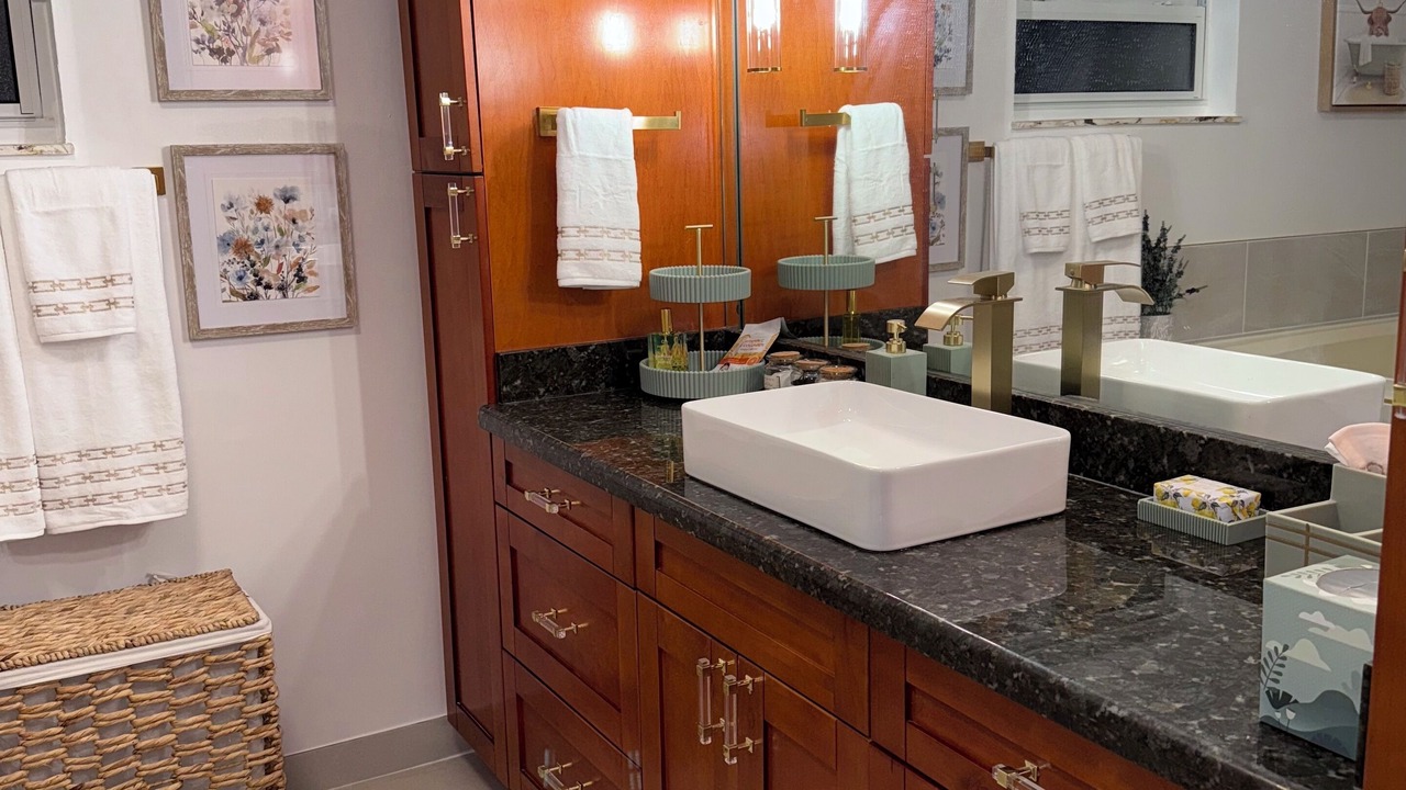 Photo of Bathroom in Sunrise