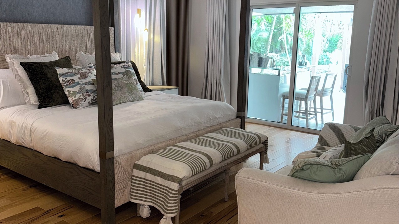 Photo of Bedroom in Sunrise