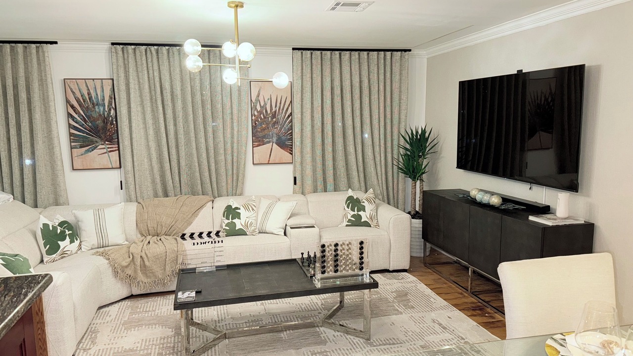 Photo of Livingroom in Sunrise