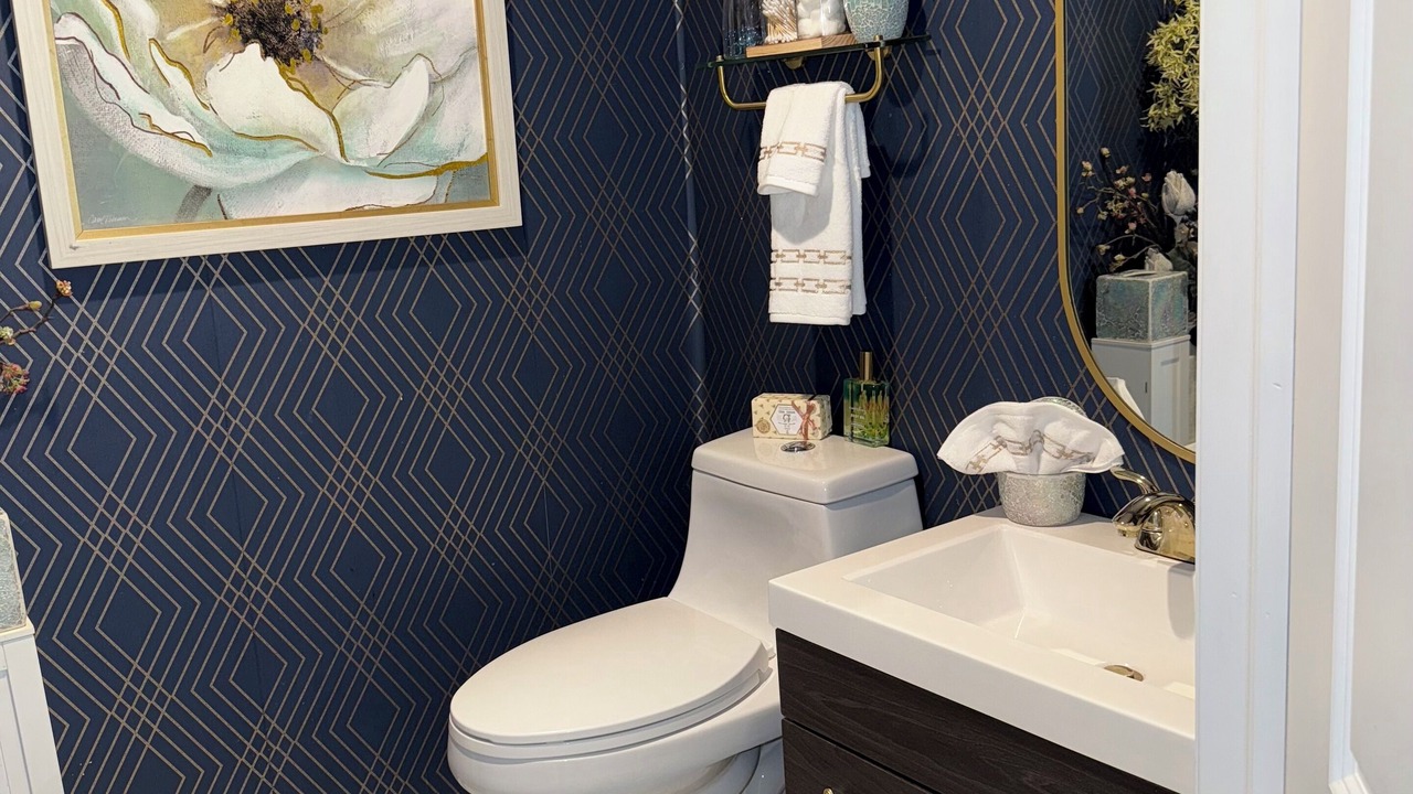 Photo of Bathroom in Sunrise