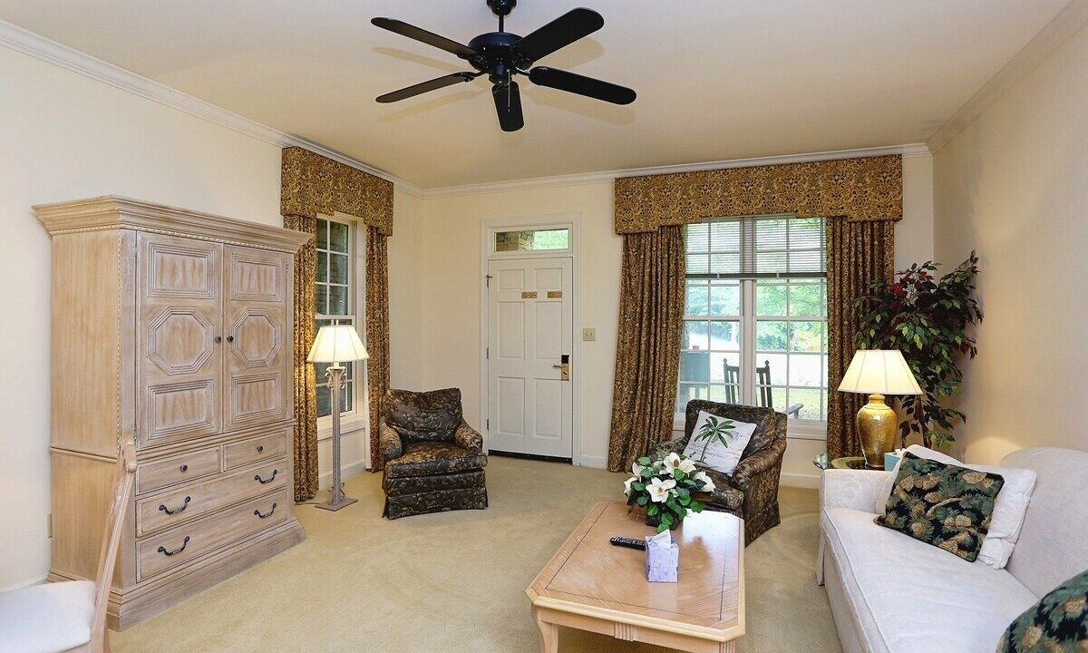 Photo of Livingroom in Chapel Hill