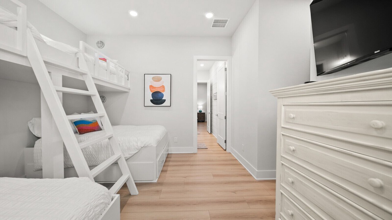 Photo of Bedroom in Red Fish Cove