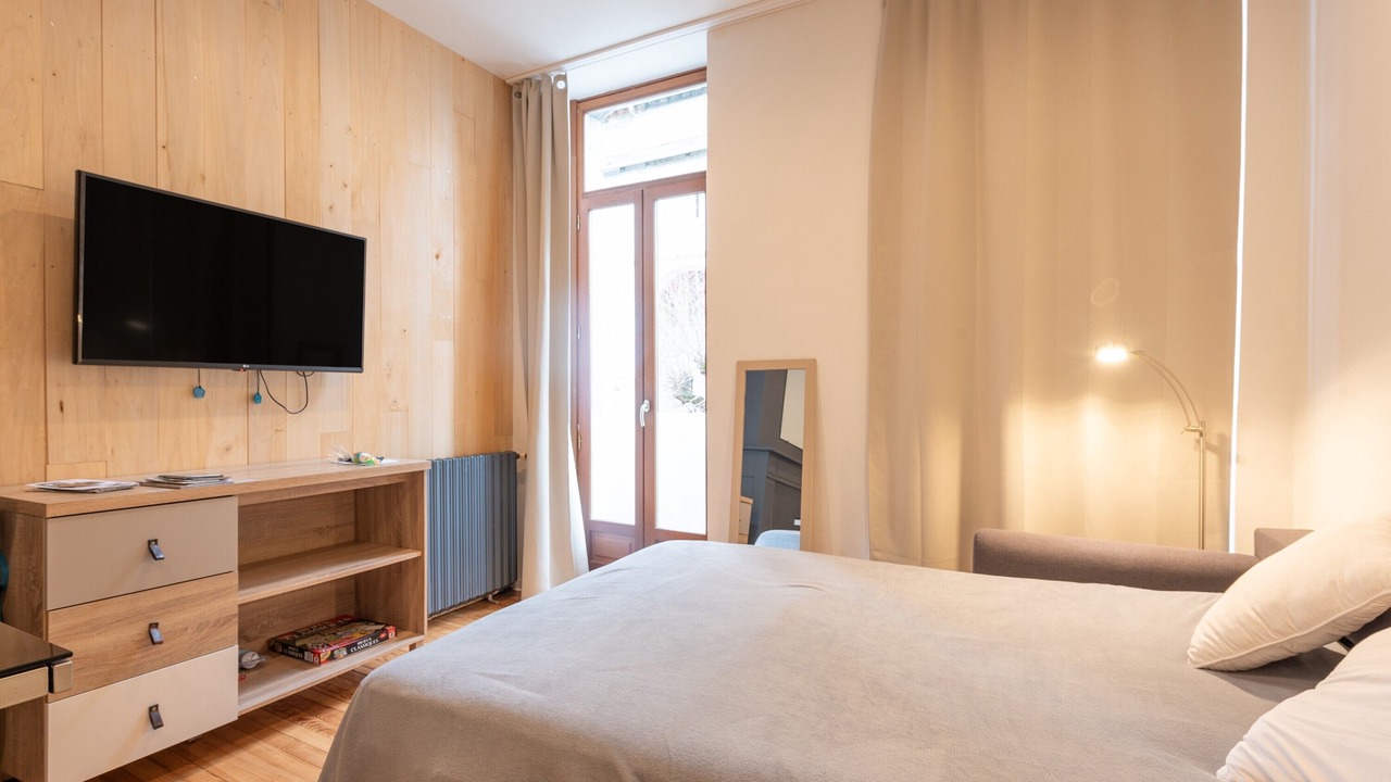 Photo of Bedroom in Bagneres-de-Bigorre