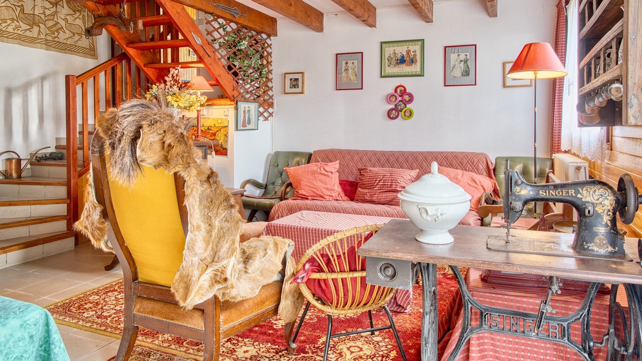 Photo of Livingroom in La Roche-Chalais