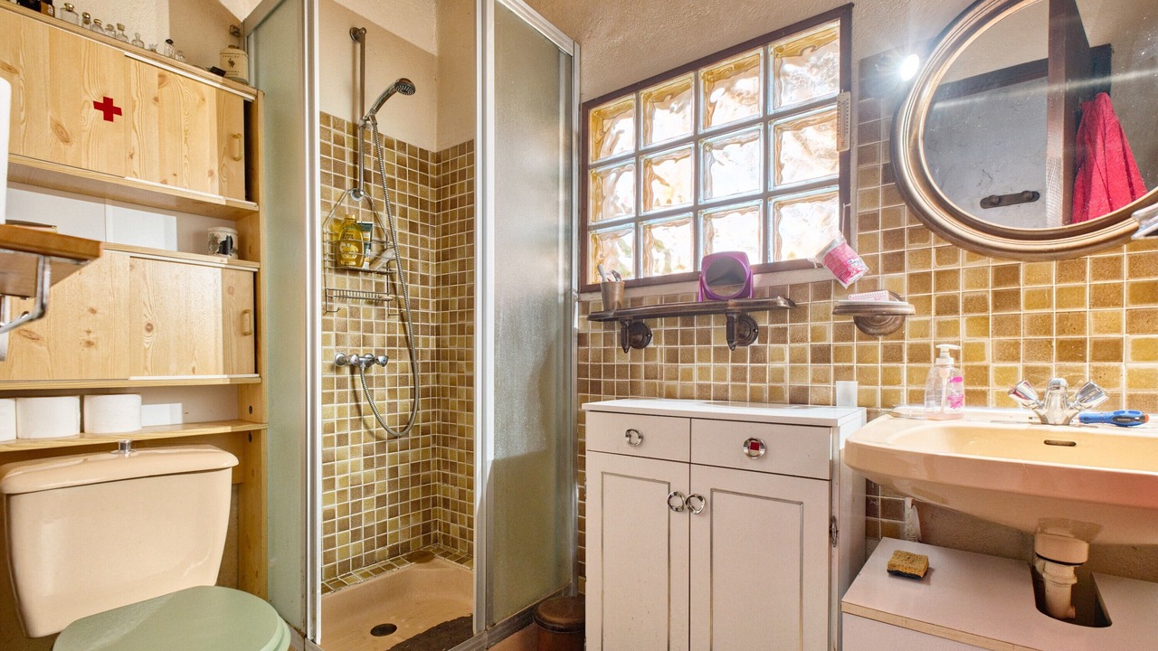 Photo of Bathroom in La Roche-Chalais