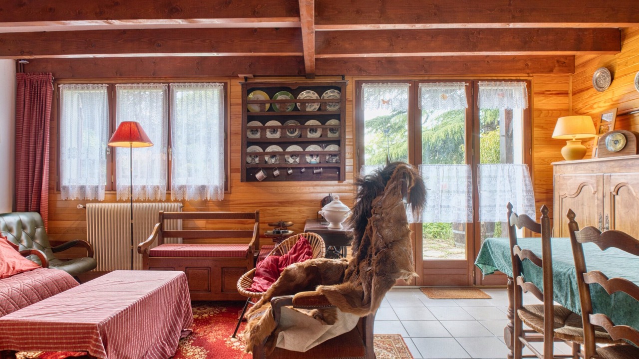 Photo of Livingroom in La Roche-Chalais