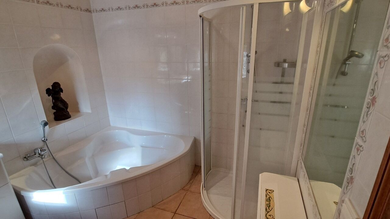 Photo of Bathroom in Balazuc