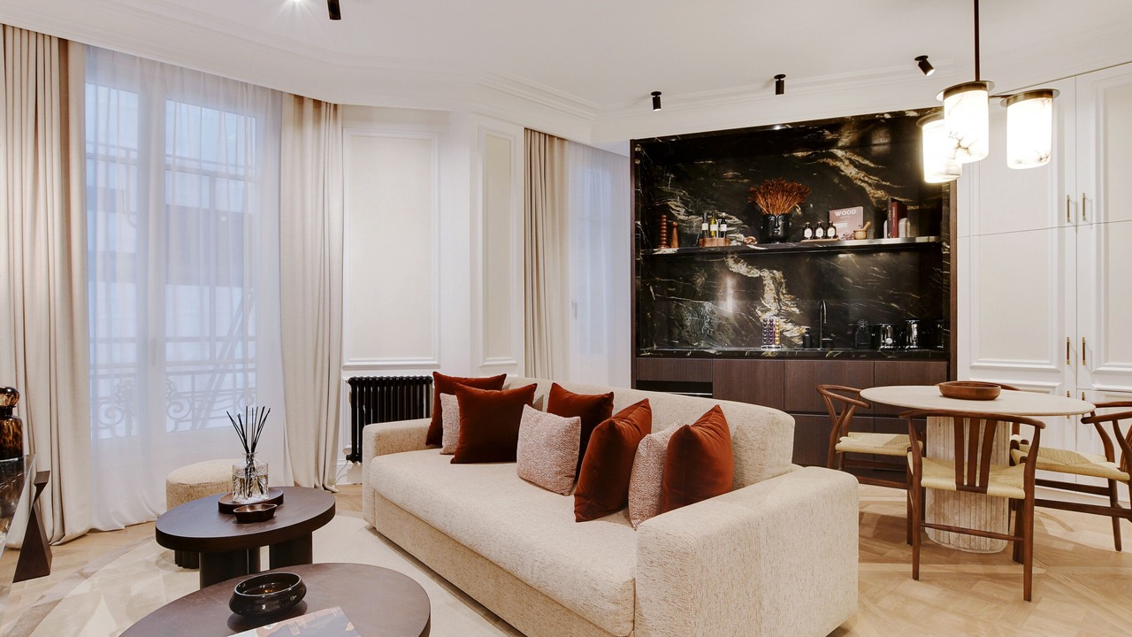 Photo of Livingroom in 6th Arrondissement
