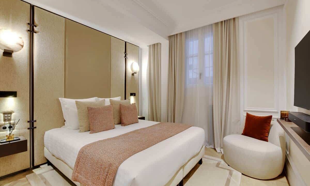 Photo of Bedroom in Notre-Dame-des-Champs