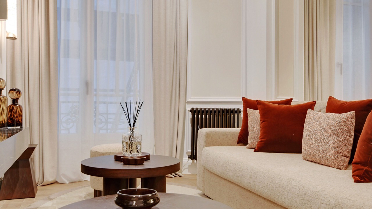 Photo of Livingroom in 6th Arrondissement