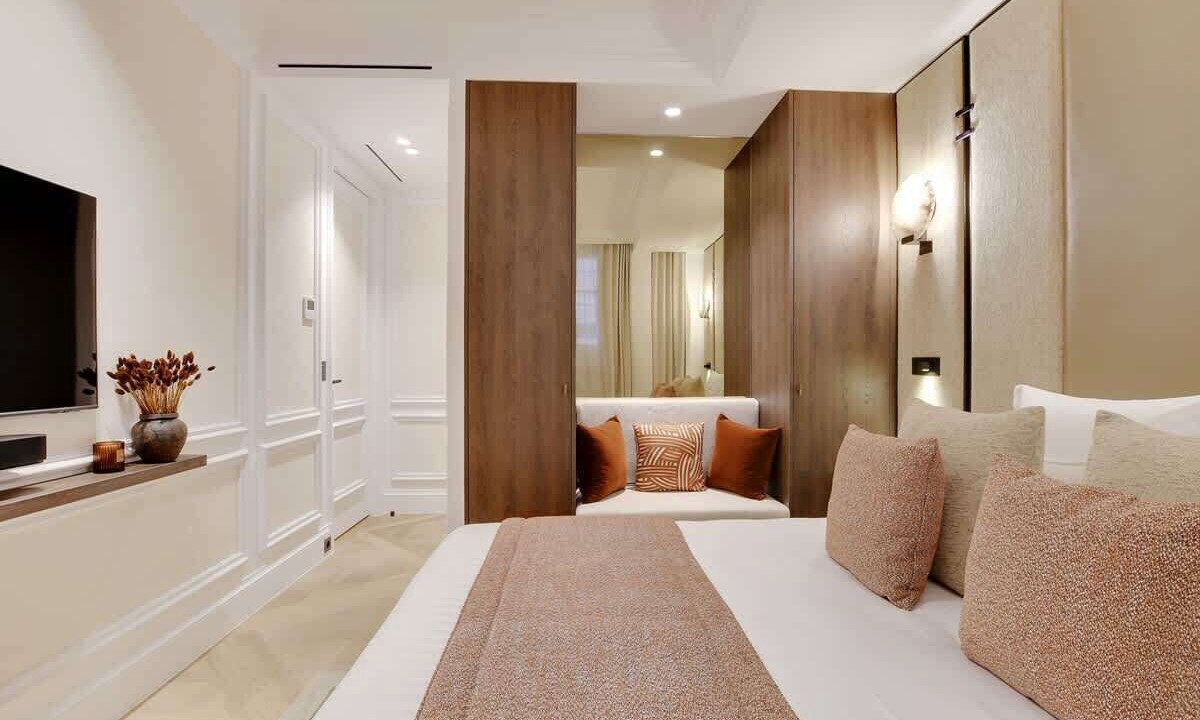 Photo of Bedroom in Notre-Dame-des-Champs