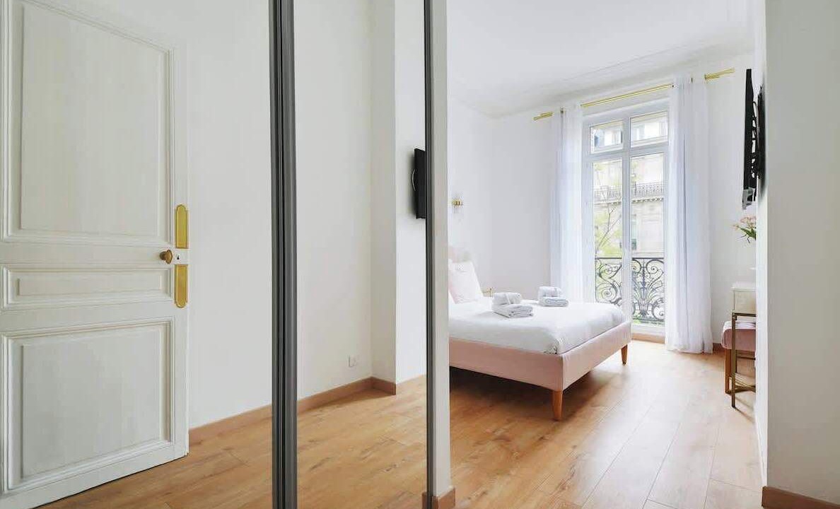 Photo of Bedroom in Quartier de la Folie-Mericourt