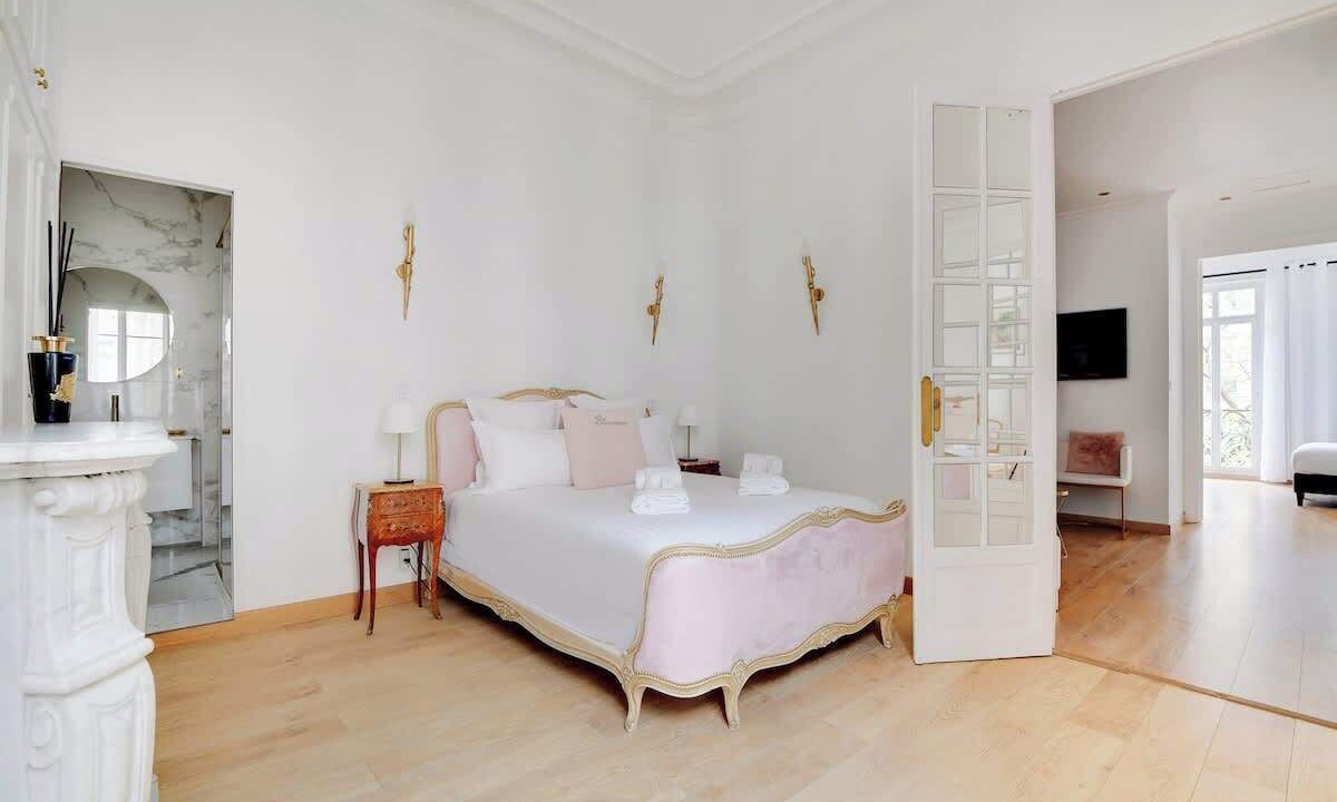 Photo of Bedroom in Quartier de la Folie-Mericourt