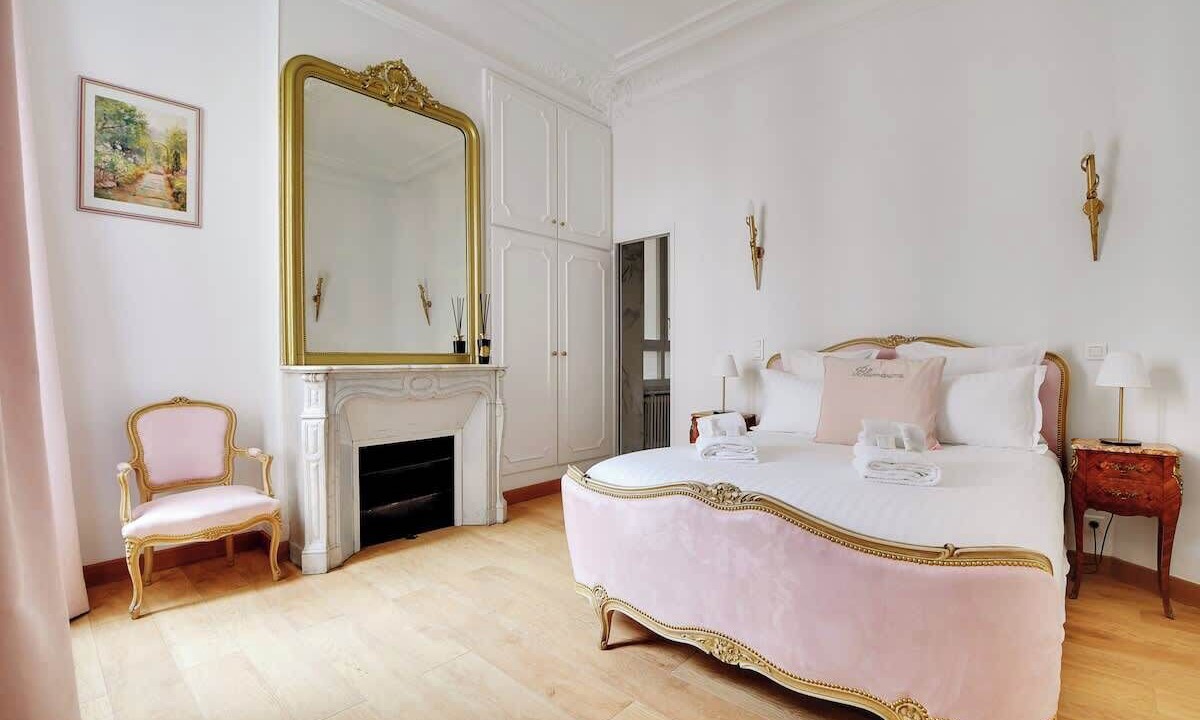 Photo of Bedroom in Quartier de la Folie-Mericourt