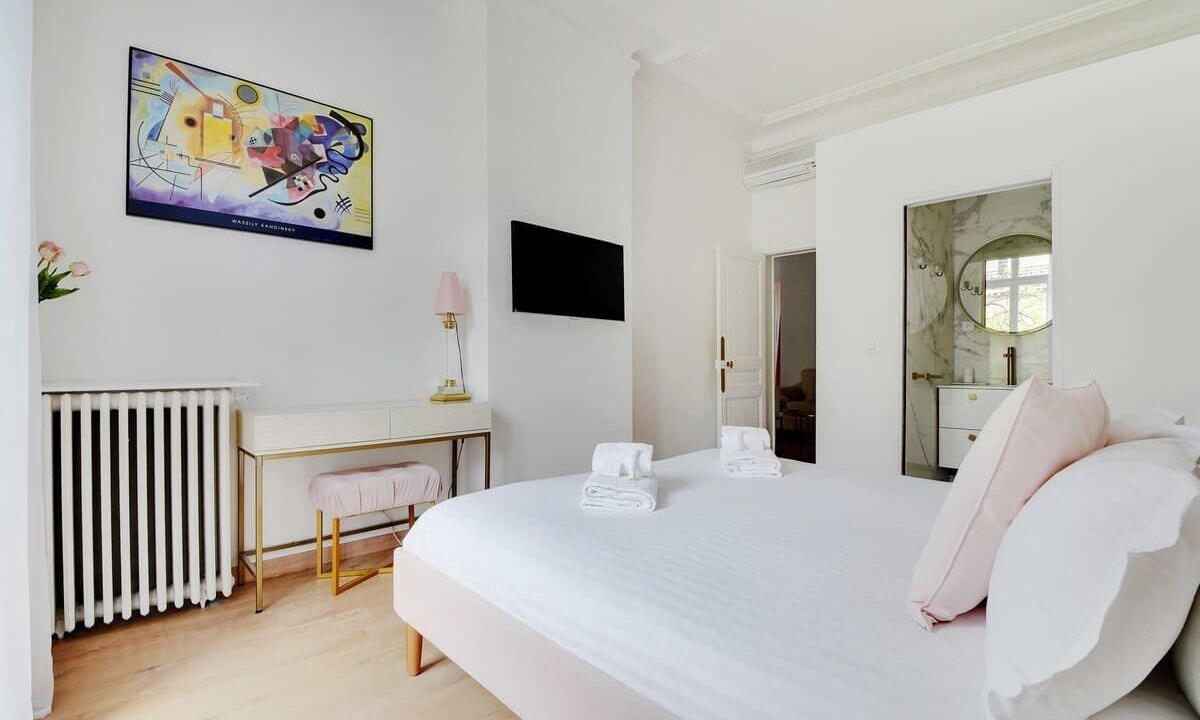 Photo of Bedroom in Quartier de la Folie-Mericourt