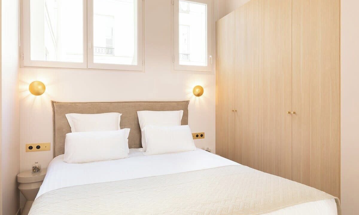Photo of Bedroom in 9th Arrondissement