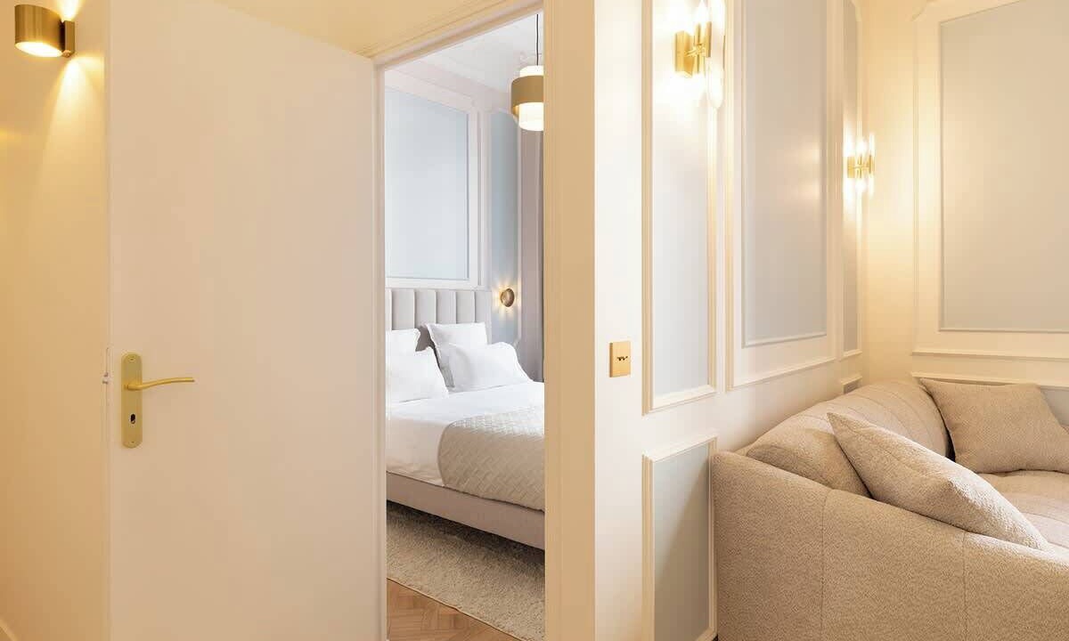 Photo of Bedroom in 9th Arrondissement