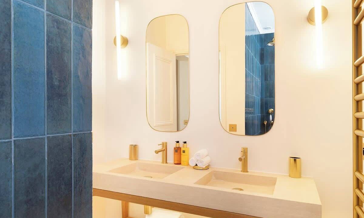 Photo of Bathroom in 9th Arrondissement