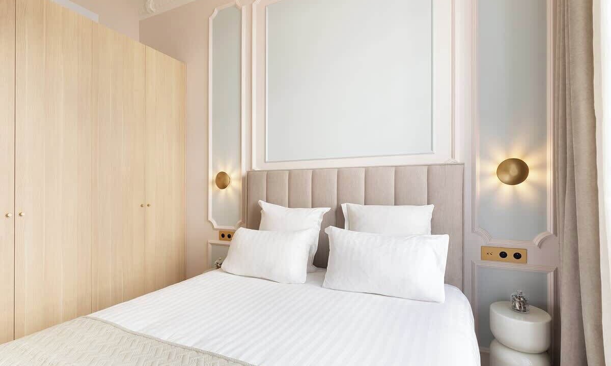 Photo of Bedroom in 9th Arrondissement