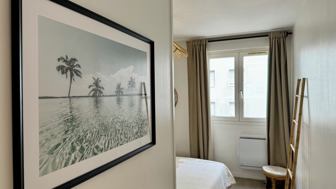 Photo of Bedroom in Zola - Pressense