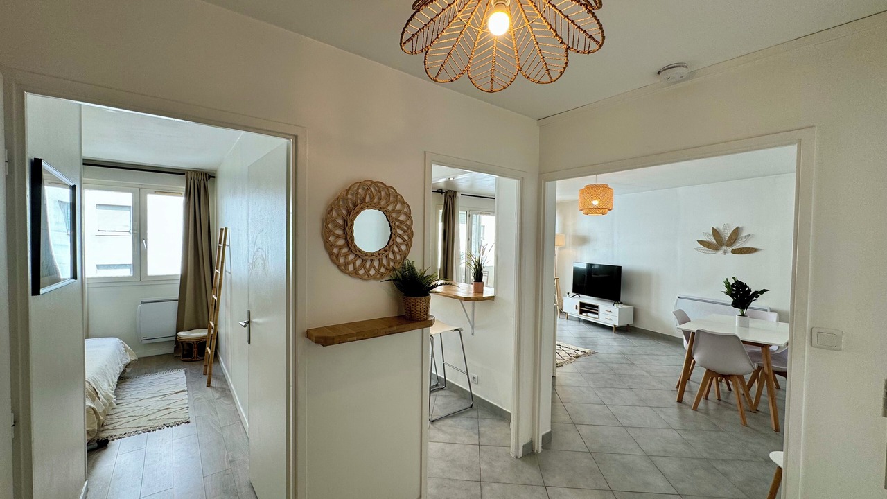 Photo of Bedroom in Zola - Pressense