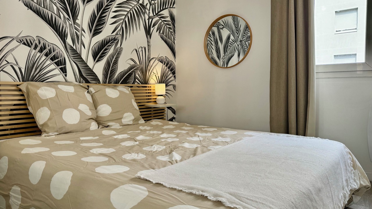 Photo of Bedroom in Zola - Pressense