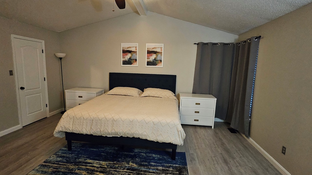 Photo of Bedroom in Glencoe