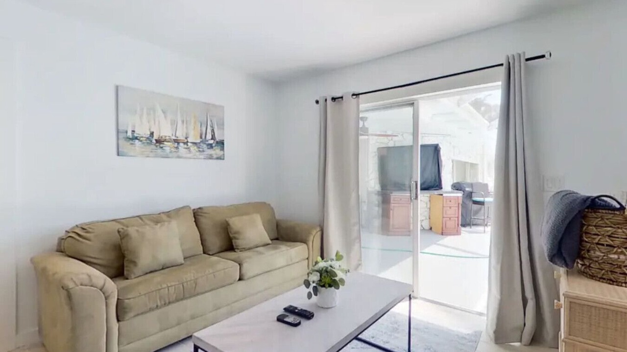 Photo of Livingroom in Fort Myers