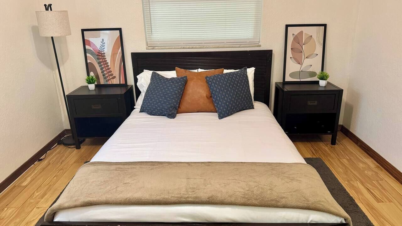 Photo of Bedroom in Coconut Creek