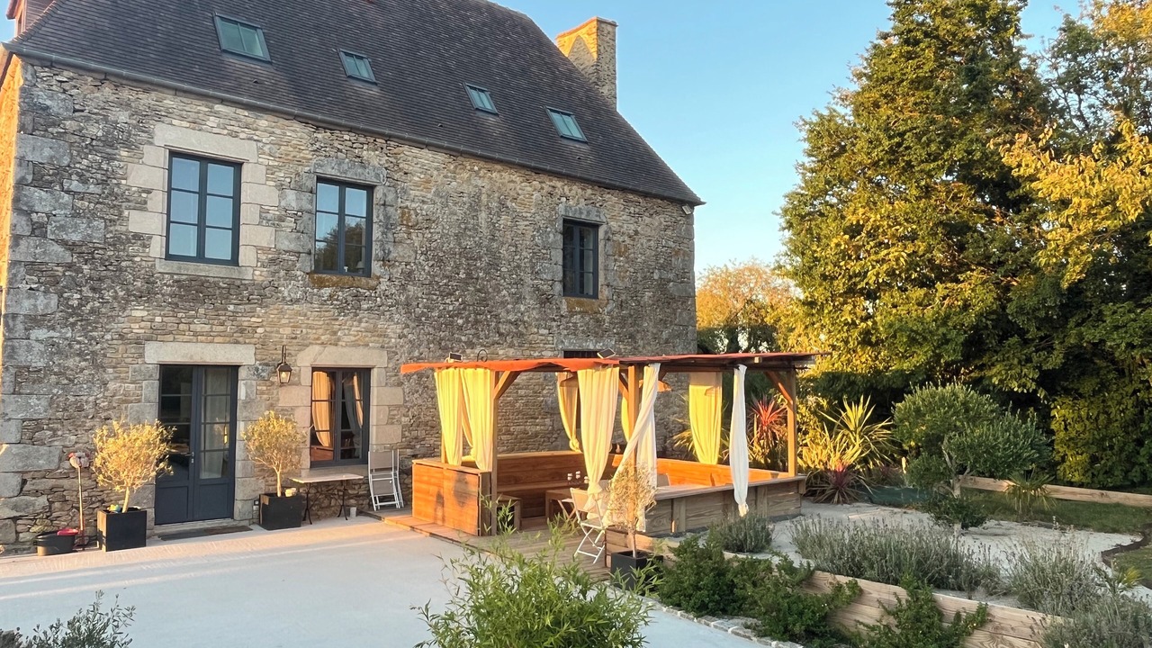 Photo of Outdoor in Semalle